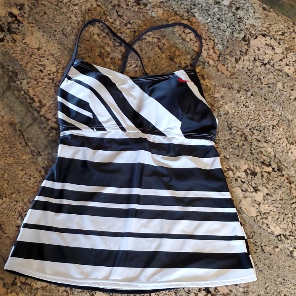 💞Nike* Swim Top
